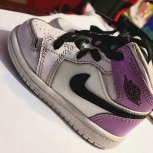 Nike Air Jordan 1 Mid Barely Grape, Toddler size 6C